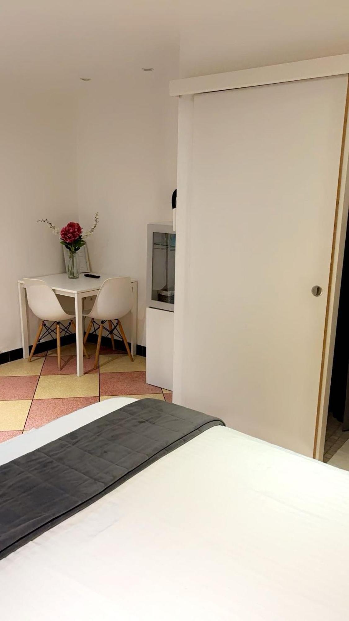 Chambre Olivier อาร์ลส์ ภายนอก รูปภาพ